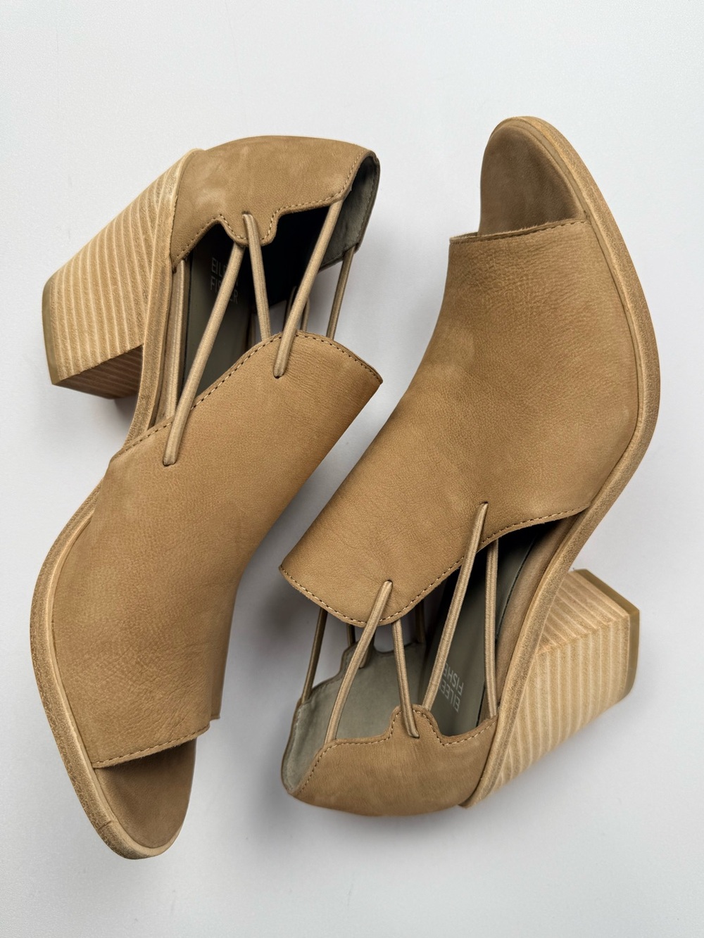 Eileen Fisher Tan Nubuck Peep Toe Block Heel Sandals 9.5 Minimalist Boho